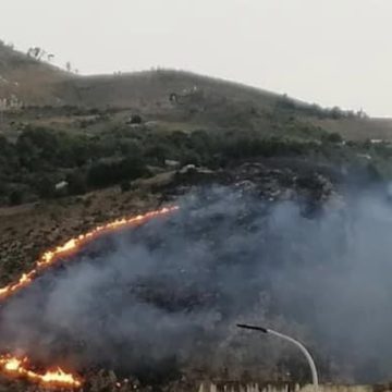 Incendi: Cgil, Cisl e Uil: “Nessuna risposta dall’assessorato regionale all’Ambiente sulla dotazione antincendio e sugli arretrati del personale