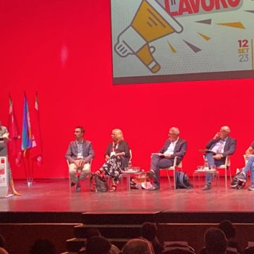 Bologna assemblea nazionale sulla contrattazione